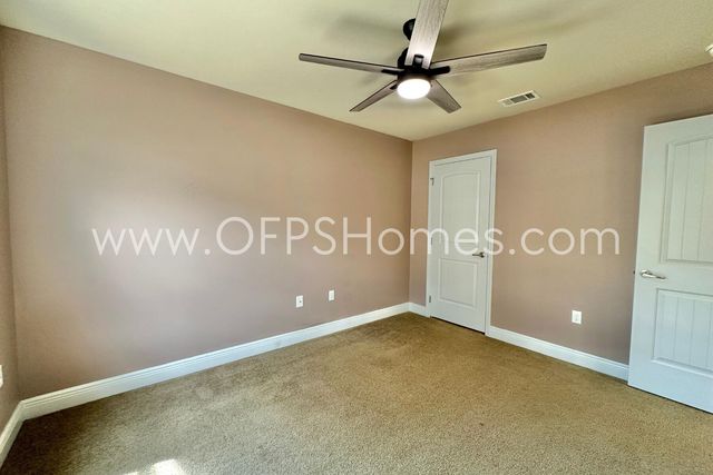 306 Gauntlet Drive, Crestview, FL 32539