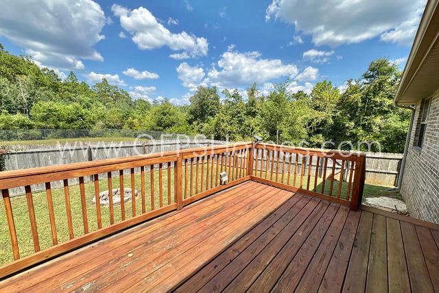 306 Gauntlet Drive, Crestview, FL 32539