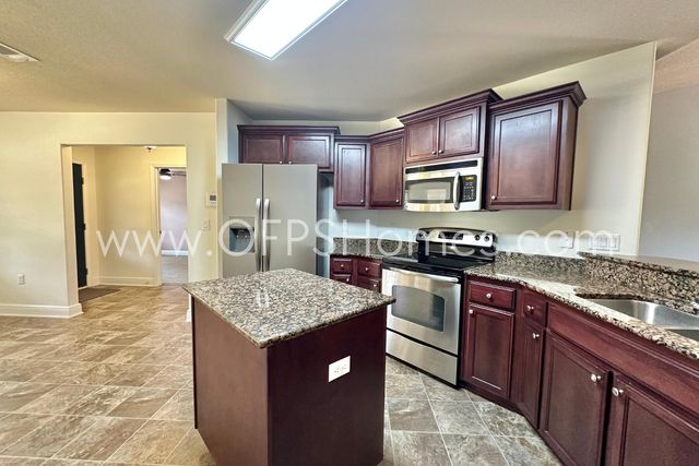 306 Gauntlet Drive, Crestview, FL 32539