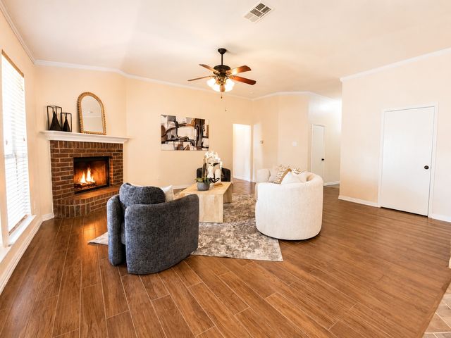 1010 Mediterranean Avenue, Midlothian, TX 76065