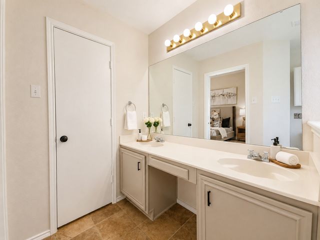 1010 Mediterranean Avenue, Midlothian, TX 76065