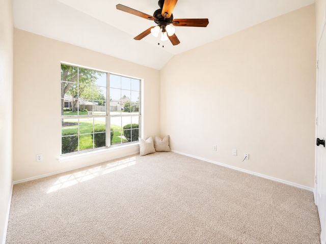 1010 Mediterranean Avenue, Midlothian, TX 76065