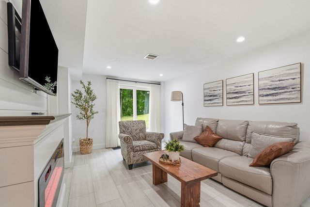 15 Sycamore Street, Millbury, MA 01527