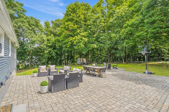15 Sycamore Street, Millbury, MA 01527