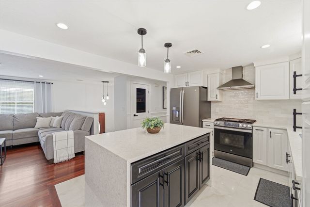 15 Sycamore Street, Millbury, MA 01527