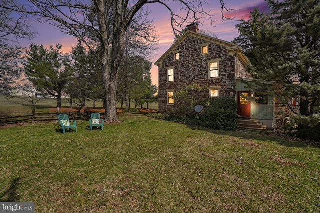 950 W SPRING VALLEY RD, Wellsville, PA 17365