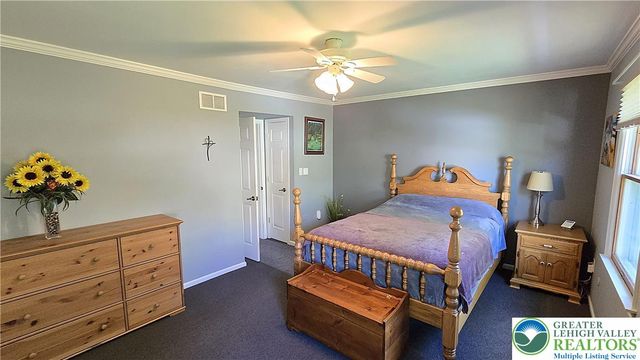 194 Springhouse Road, Allentown City, PA 18104