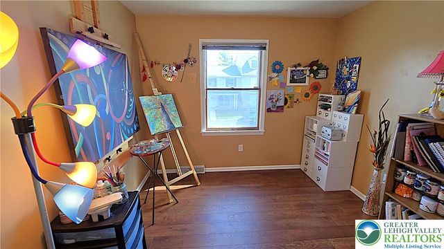 194 Springhouse Road, Allentown City, PA 18104