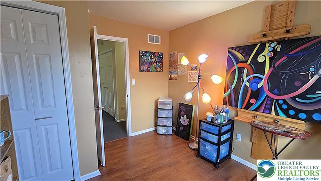 194 Springhouse Road, Allentown City, PA 18104
