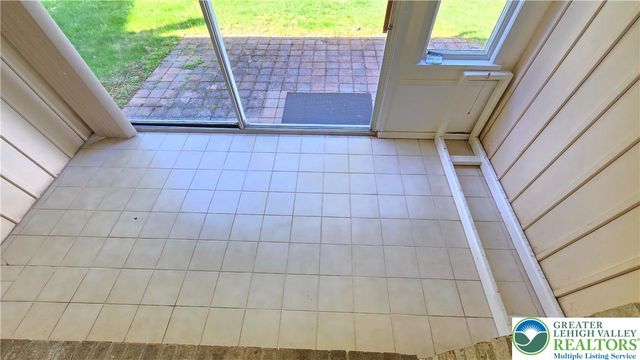 194 Springhouse Road, Allentown City, PA 18104