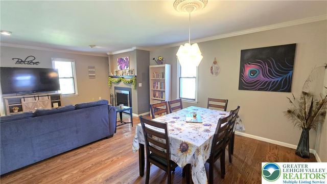 194 Springhouse Road, Allentown City, PA 18104
