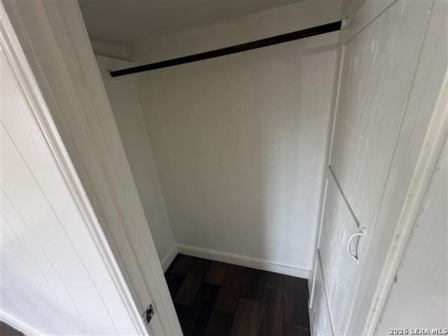 520 Gentleman Rd Apt 13, San Antonio, TX 78201