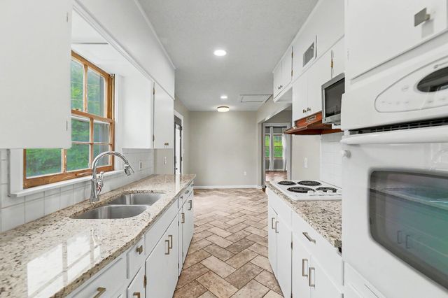 22 E Sequoia, Wichita, KS 67206