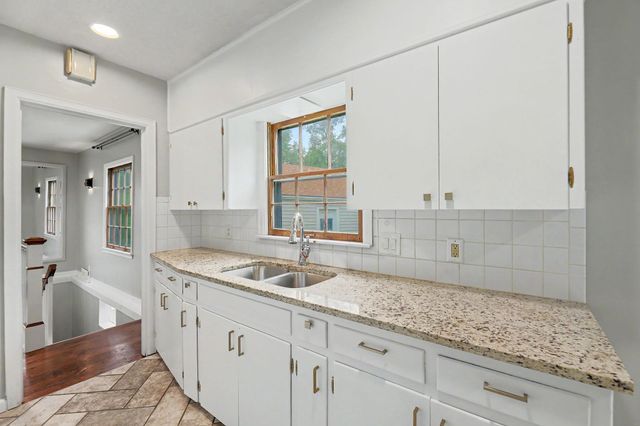 22 E Sequoia, Wichita, KS 67206