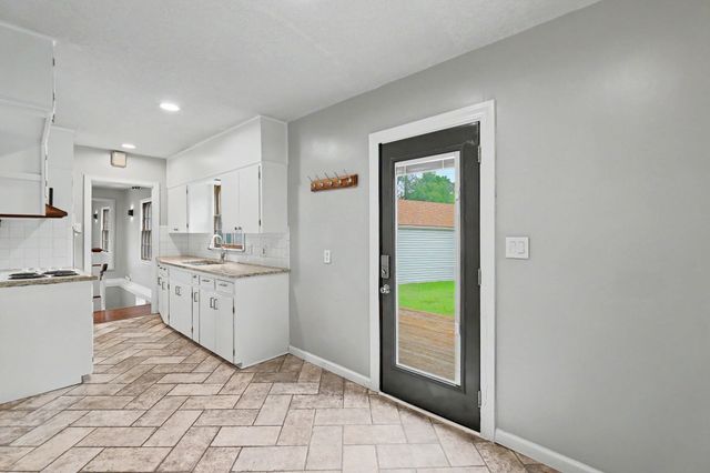22 E Sequoia, Wichita, KS 67206