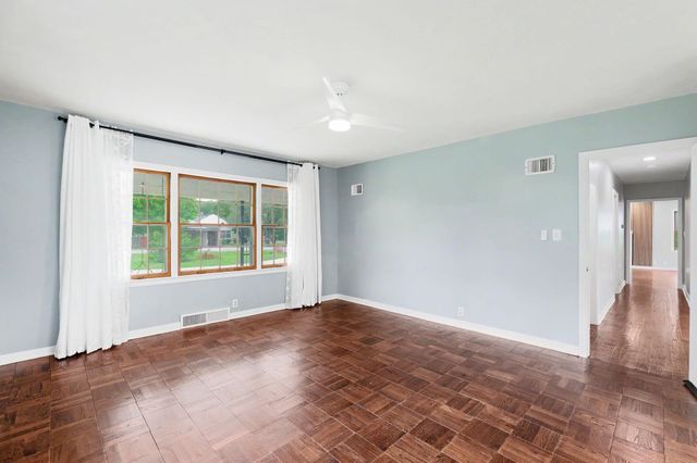 22 E Sequoia, Wichita, KS 67206