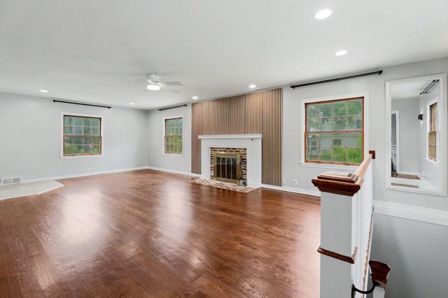 22 E Sequoia, Wichita, KS 67206