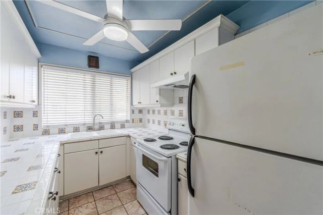 100 Cerritos Avenue 7, Long Beach, CA 90802