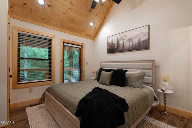 1123 Raintree Road, Gatlinburg, TN 37738