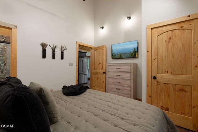 1123 Raintree Road, Gatlinburg, TN 37738