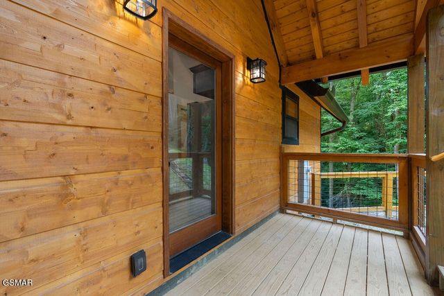 1123 Raintree Road, Gatlinburg, TN 37738