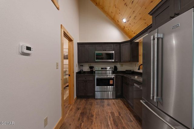 1123 Raintree Road, Gatlinburg, TN 37738