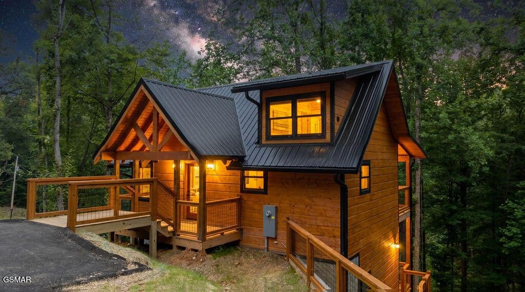 1123 Raintree Road, Gatlinburg, TN 37738