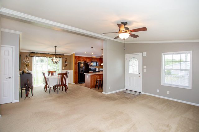 776 FERNWOOD CV, North Wales, PA 19454