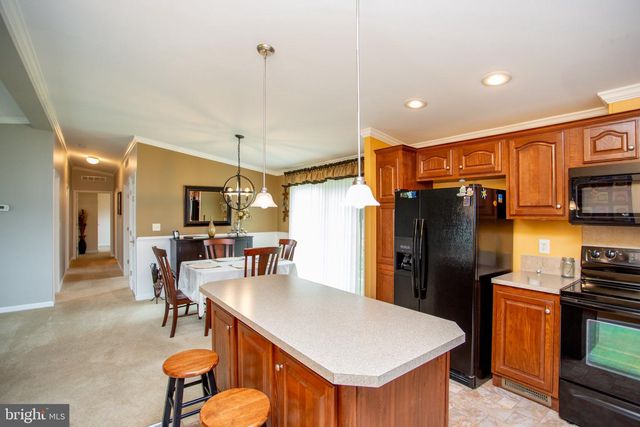 776 FERNWOOD CV, North Wales, PA 19454