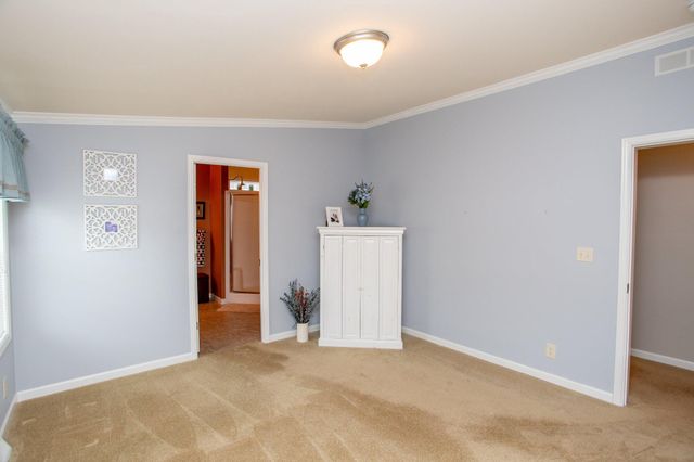 776 FERNWOOD CV, North Wales, PA 19454