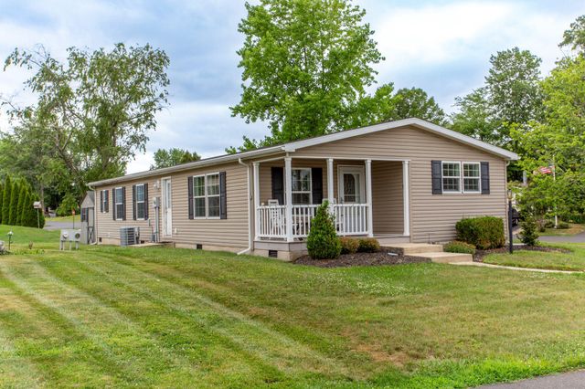 776 FERNWOOD CV, North Wales, PA 19454