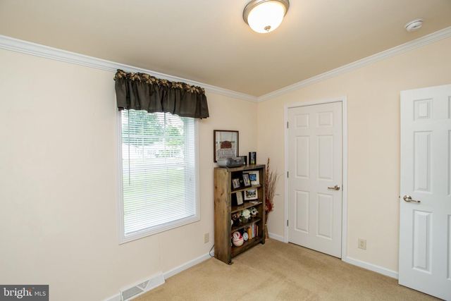 776 FERNWOOD CV, North Wales, PA 19454