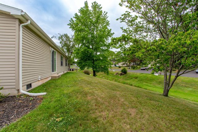 776 FERNWOOD CV, North Wales, PA 19454