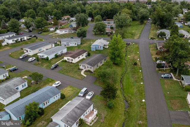 776 FERNWOOD CV, North Wales, PA 19454