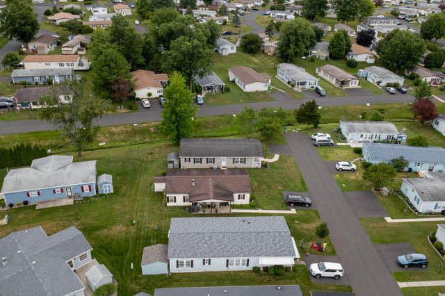 776 FERNWOOD CV, North Wales, PA 19454