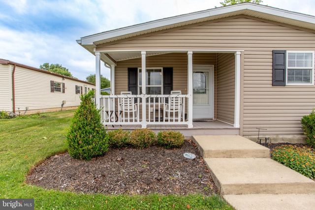 776 FERNWOOD CV, North Wales, PA 19454