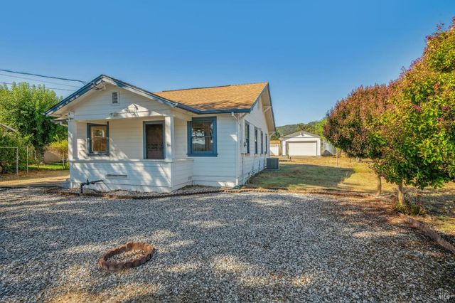 17260 Arnold Dr, Sonoma, CA 95476