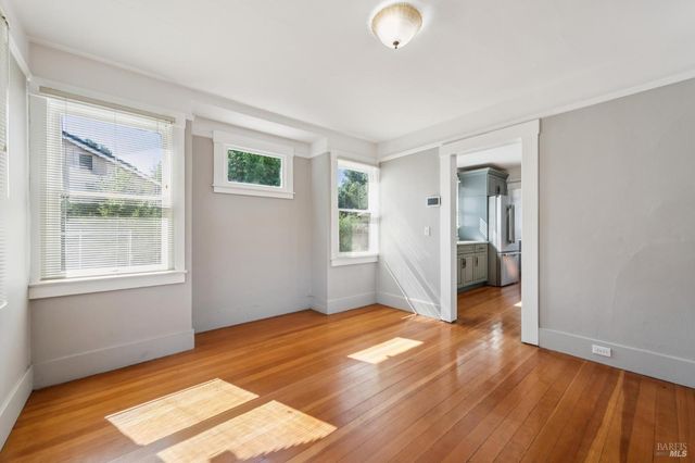 17260 Arnold Dr, Sonoma, CA 95476