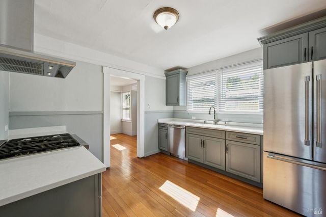 17260 Arnold Dr, Sonoma, CA 95476