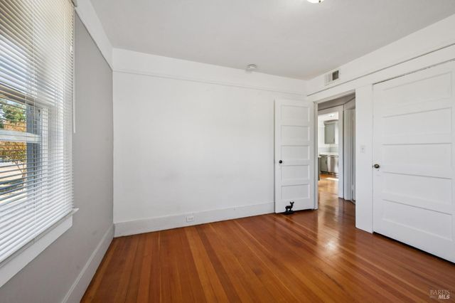 17260 Arnold Dr, Sonoma, CA 95476