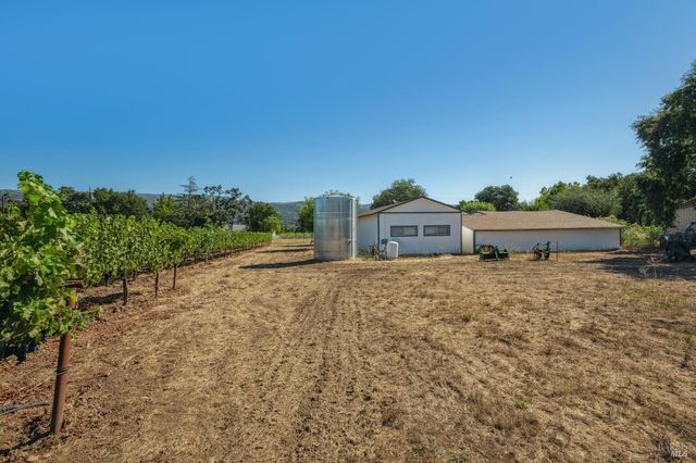 17260 Arnold Dr, Sonoma, CA 95476