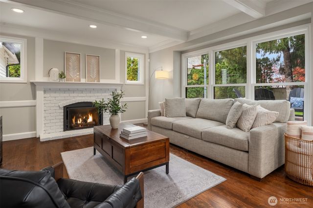17206 SE 46th Street, Bellevue, WA 98006