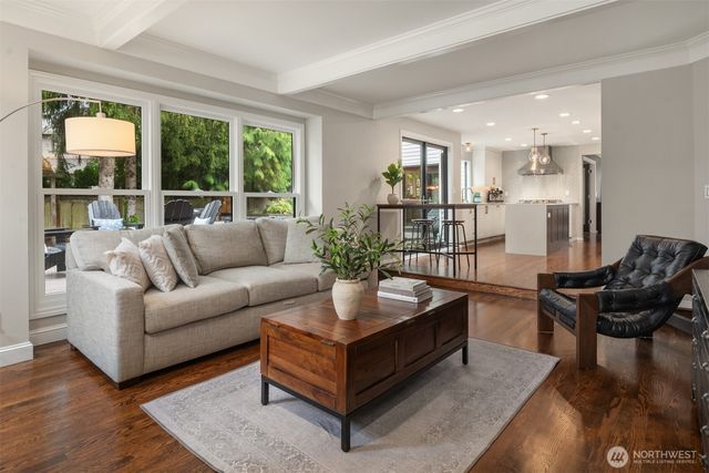 17206 SE 46th Street, Bellevue, WA 98006