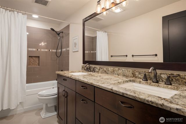 17206 SE 46th Street, Bellevue, WA 98006