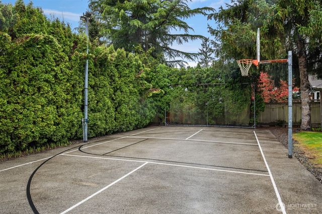 17206 SE 46th Street, Bellevue, WA 98006