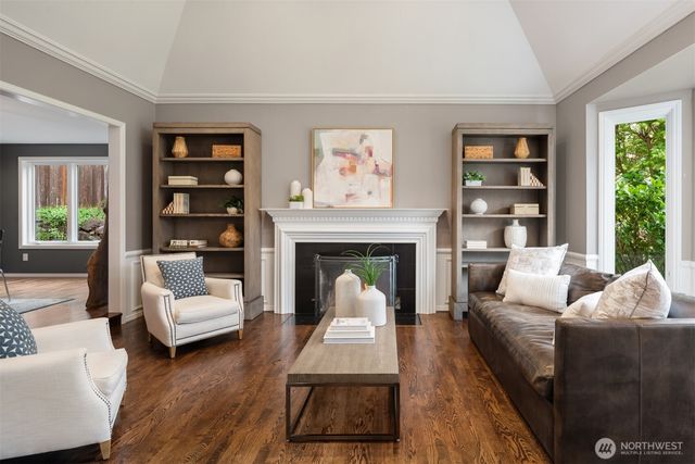 17206 SE 46th Street, Bellevue, WA 98006