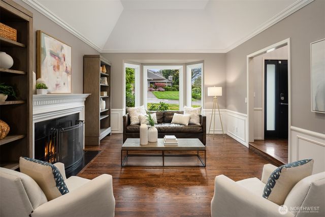 17206 SE 46th Street, Bellevue, WA 98006