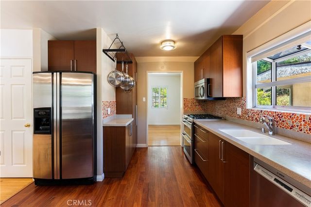 4722 Ventura Canyon, Sherman Oaks, CA 91423