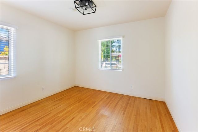 4722 Ventura Canyon, Sherman Oaks, CA 91423