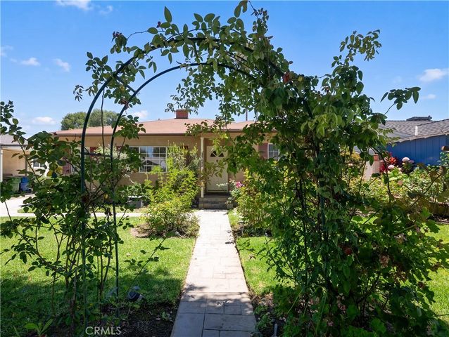 4722 Ventura Canyon, Sherman Oaks, CA 91423